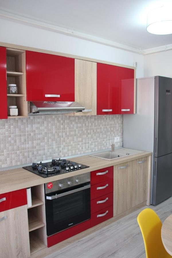 Lowcost Tryp Apartment Oradea Luaran gambar